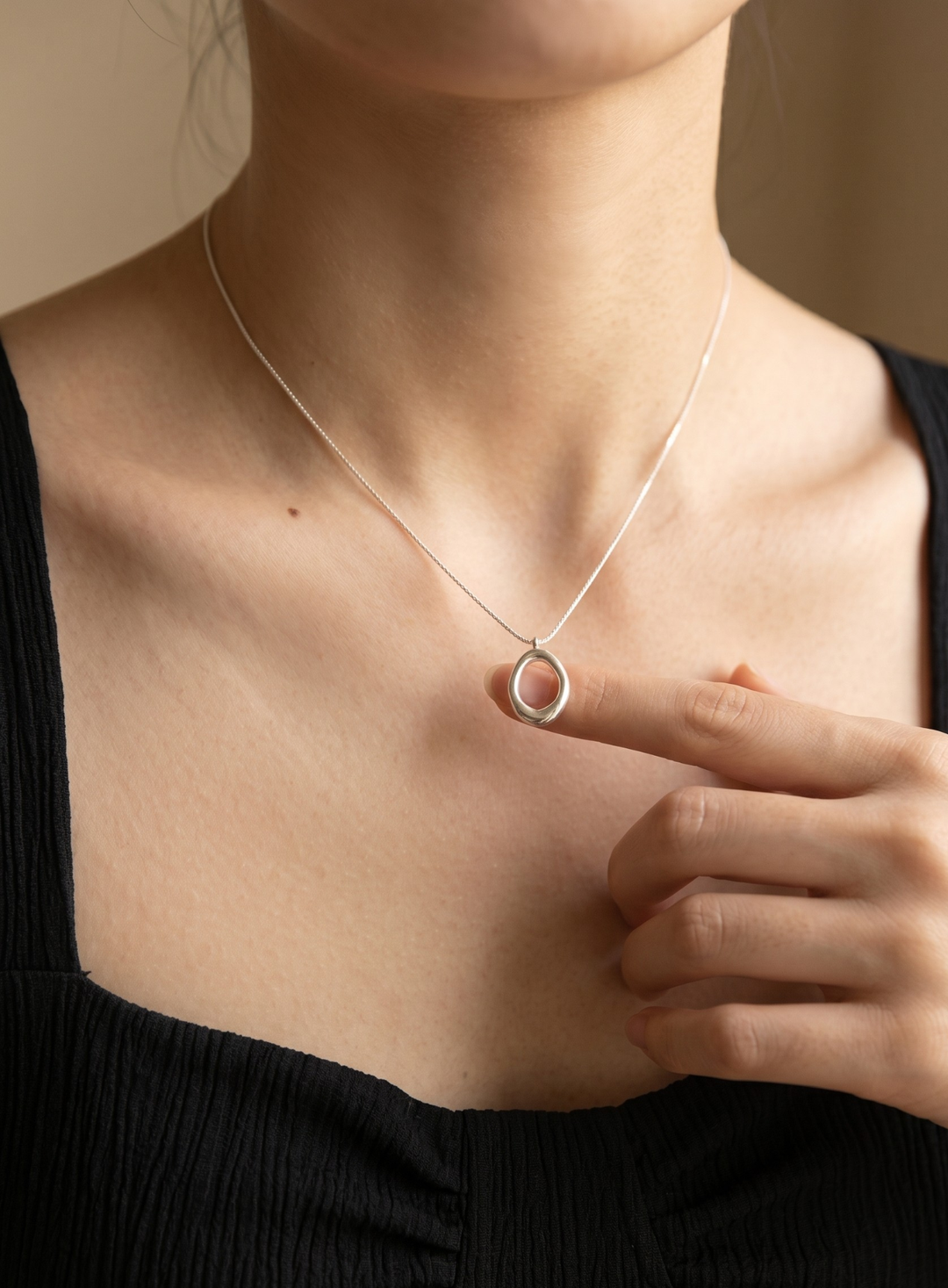 Fluid Form Necklace