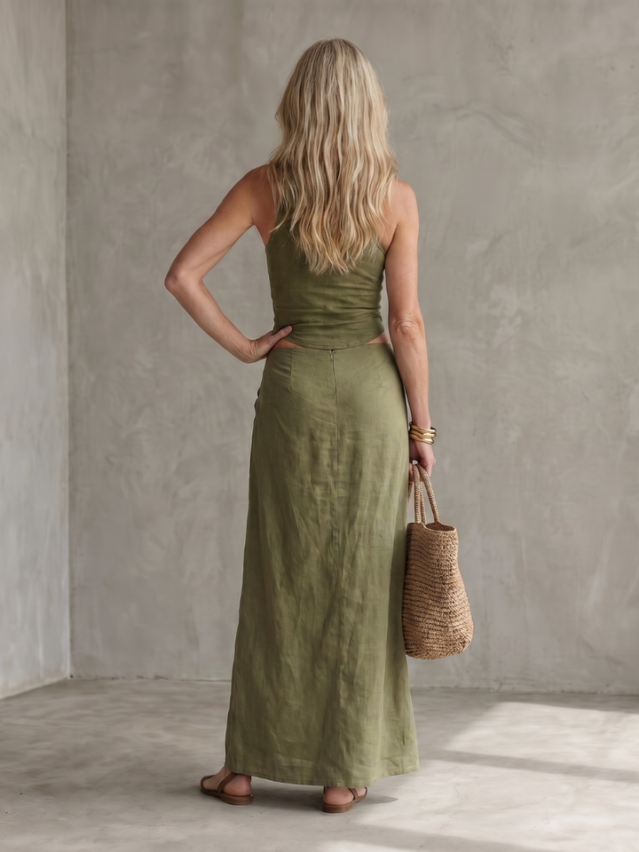 Monique | Keyhole Neck Fitted Waist Midi Dress