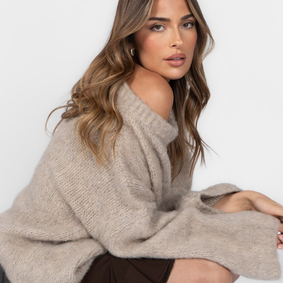 Isla | Slouchy Off-Shoulder Luxe Knit