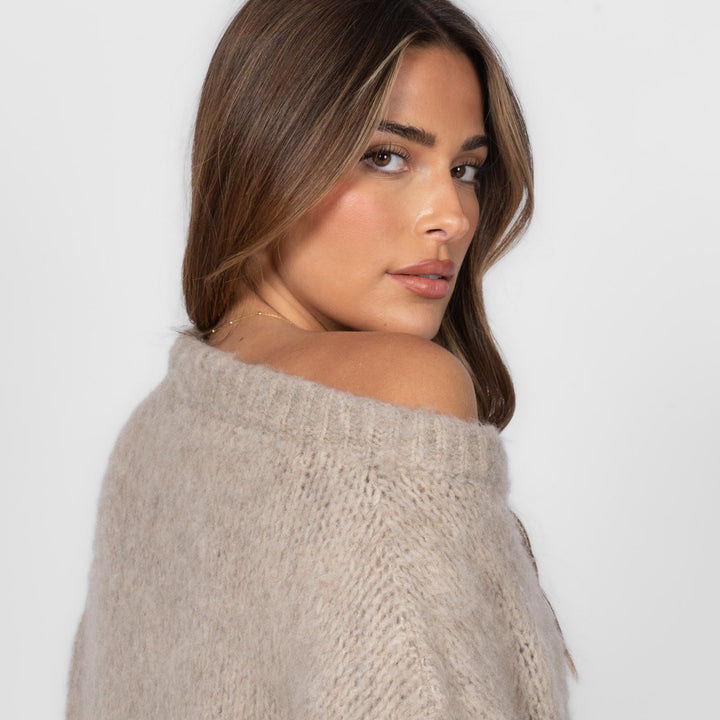 Isla | Slouchy Off-Shoulder Luxe Knit