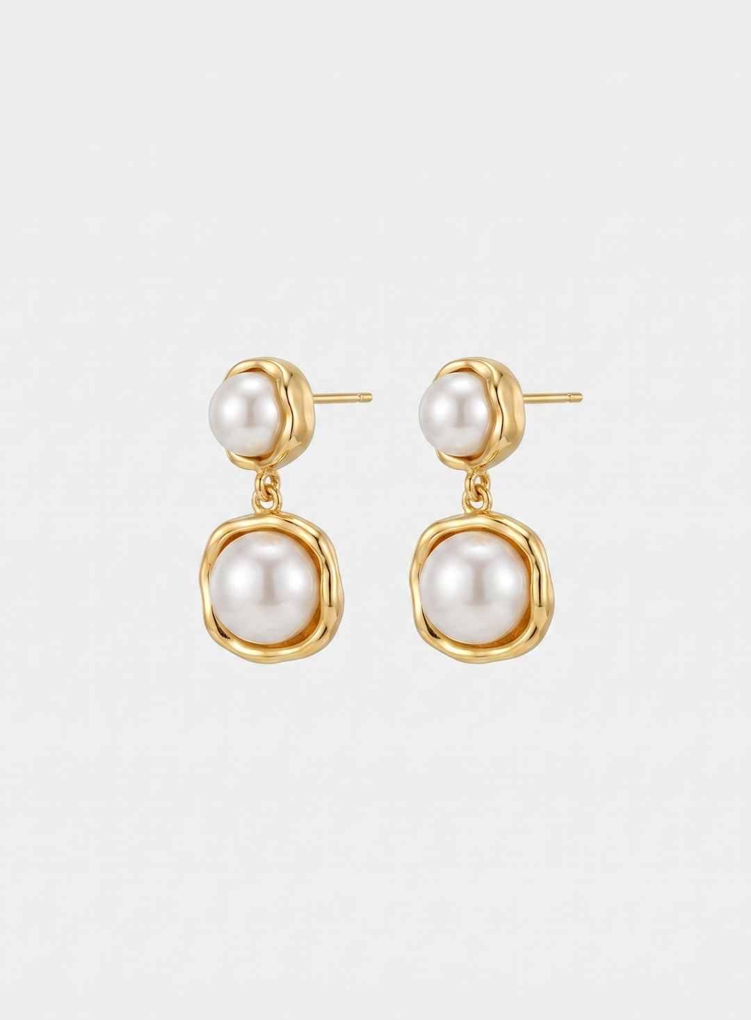 Golden Frame Pearl Earrings