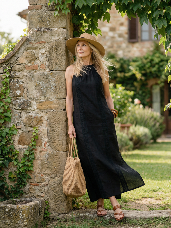 Norina | Simple Form Midi Dress