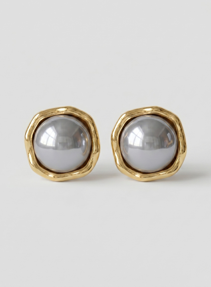 Golden Frame Pearl Earrings