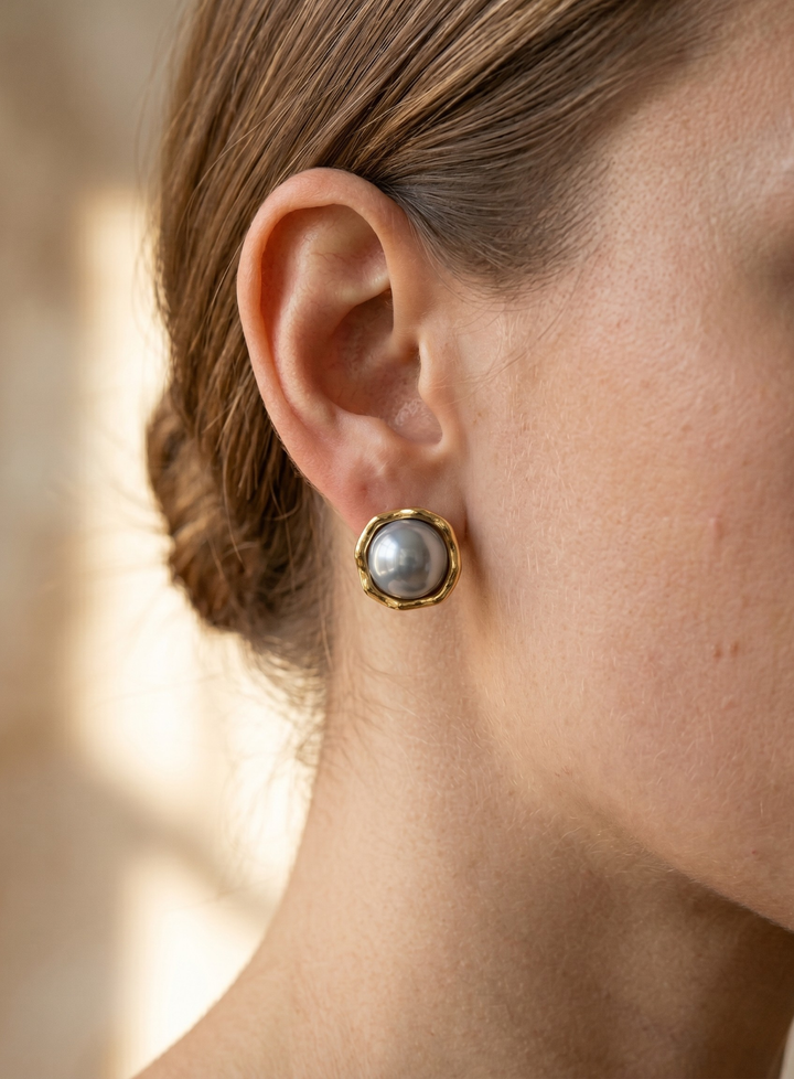Golden Frame Pearl Earrings