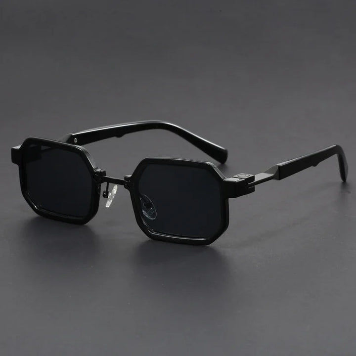 NOIRÉ SUNGLASSES
