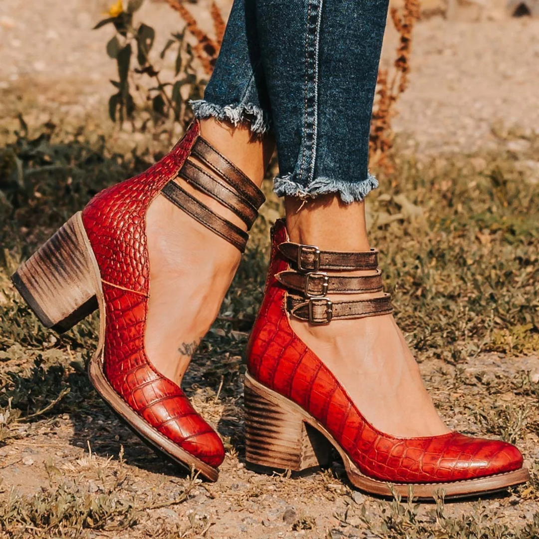 The Verona Sovereign | Vintage Strappy Ankle Strap Heels