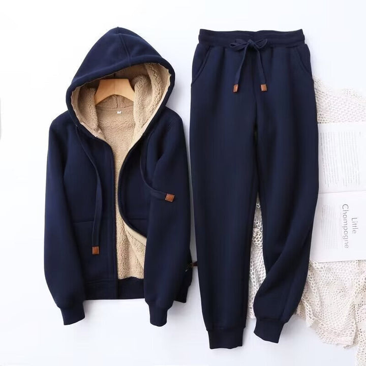 The Aspen Manor | Women’s Winter Hoodie and Jogger Set